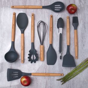 karibe silicone and wood utensil set